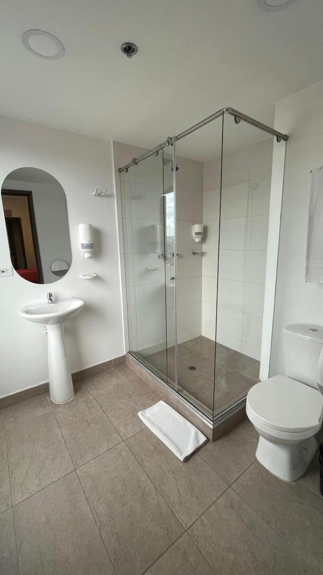 Hotel Saana Coliving & Downtown