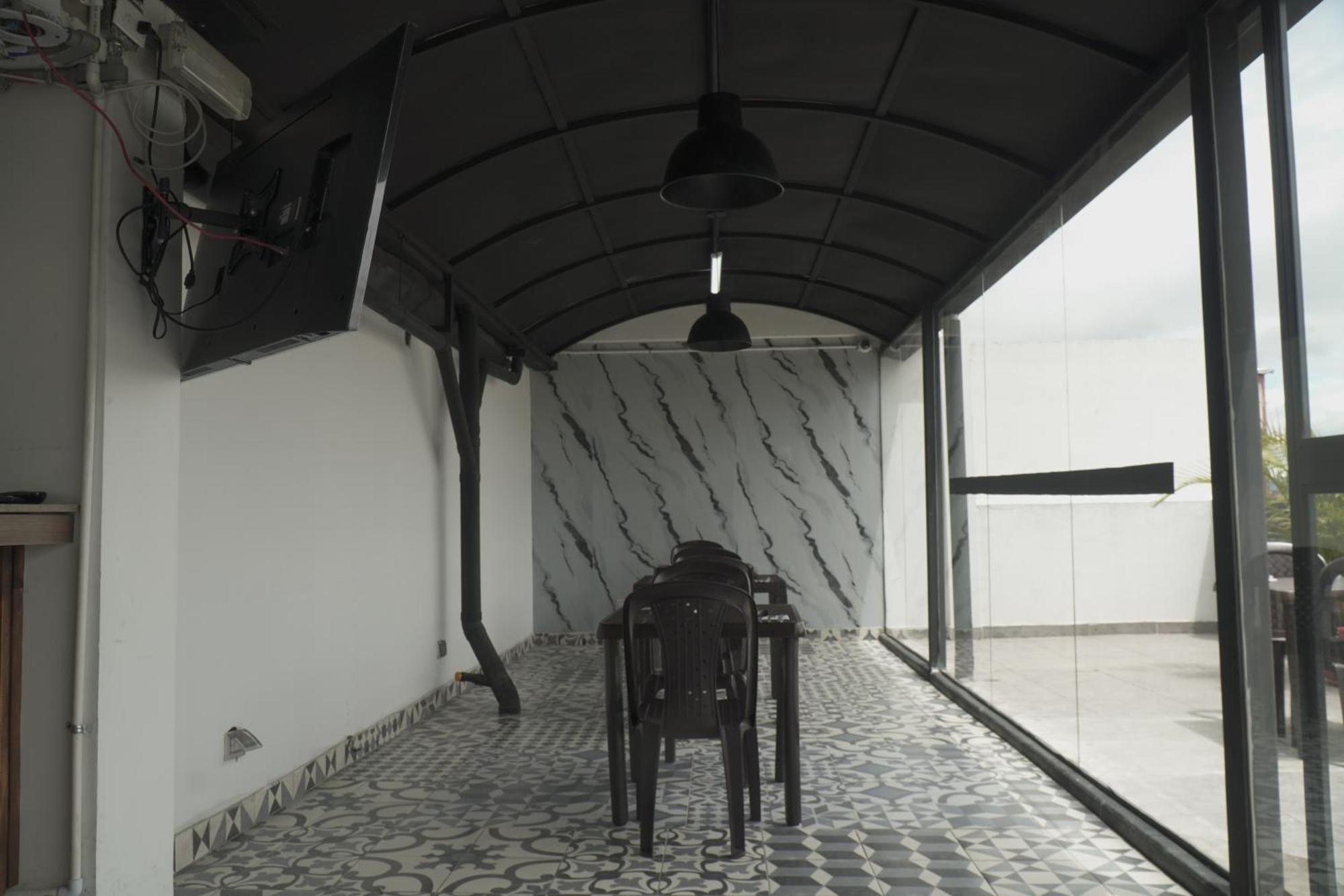 Hotel Saana Coliving & Downtown *