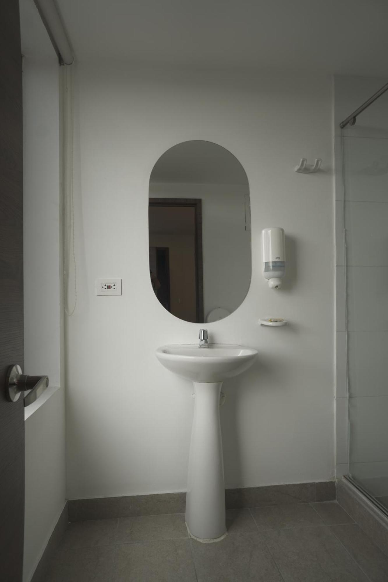 Saana Coliving & Downtown Hotel *