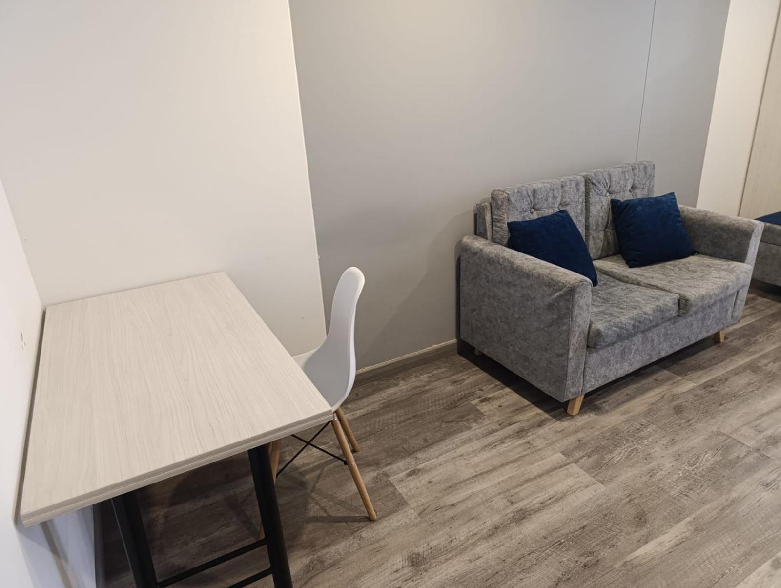 Comodo Tipo Loft En Centro De 5 Apartamento *