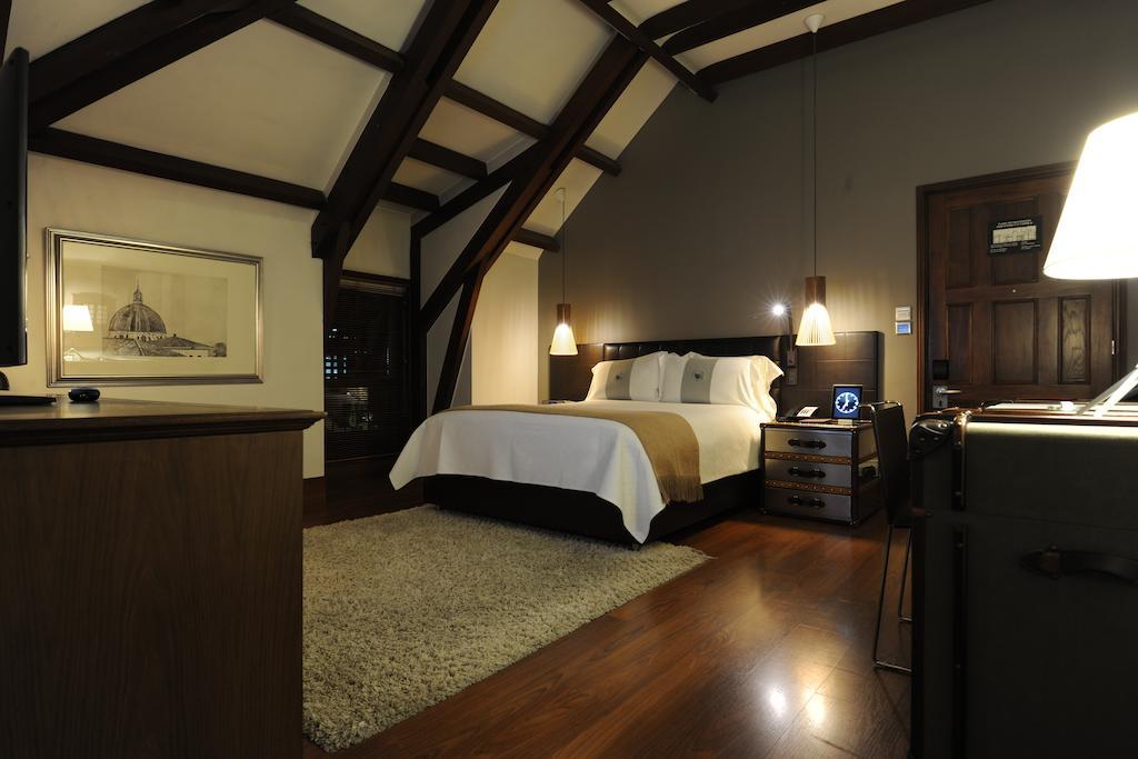 Hotel Four Seasons Casa Medina 5*