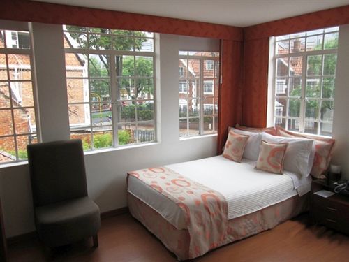 Ayenda 1068 Plaza 36 Hotel Bogota