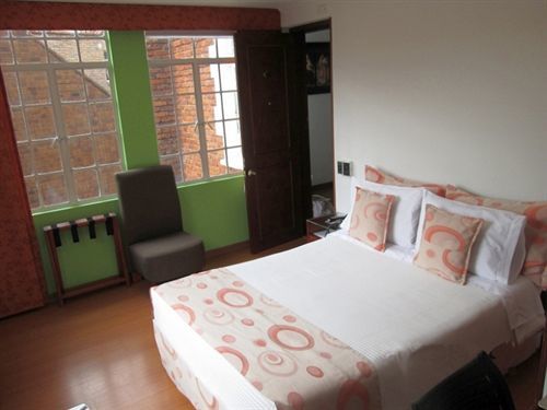 Ayenda 1068 Plaza 36 Hotel