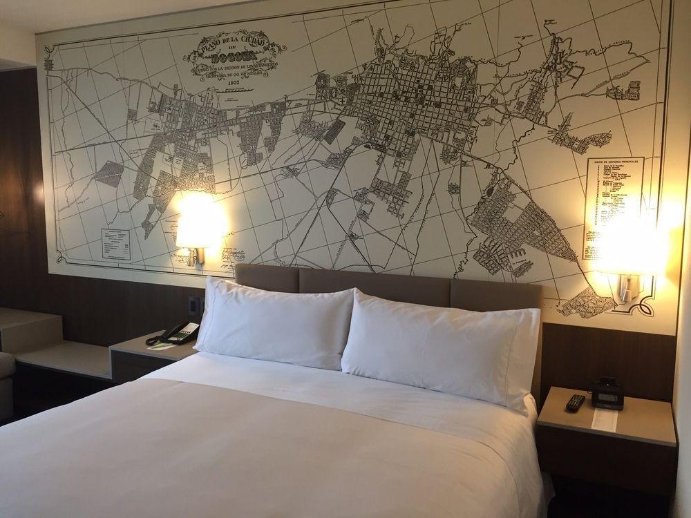 Courtyard By Marriott Airport Hotel 4*