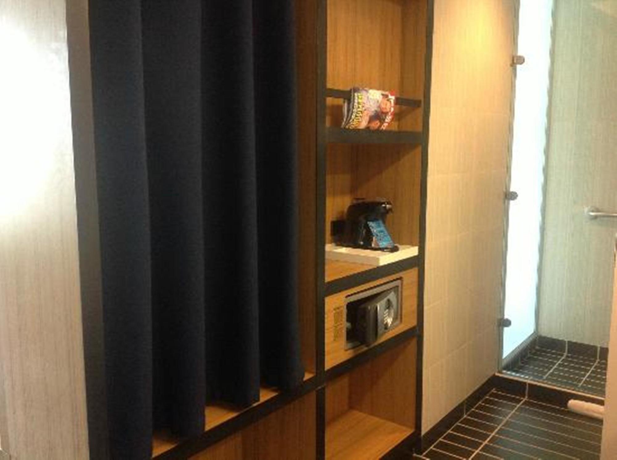 Aloft Airport