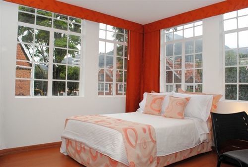 Ayenda 1068 Plaza 36 Bogota