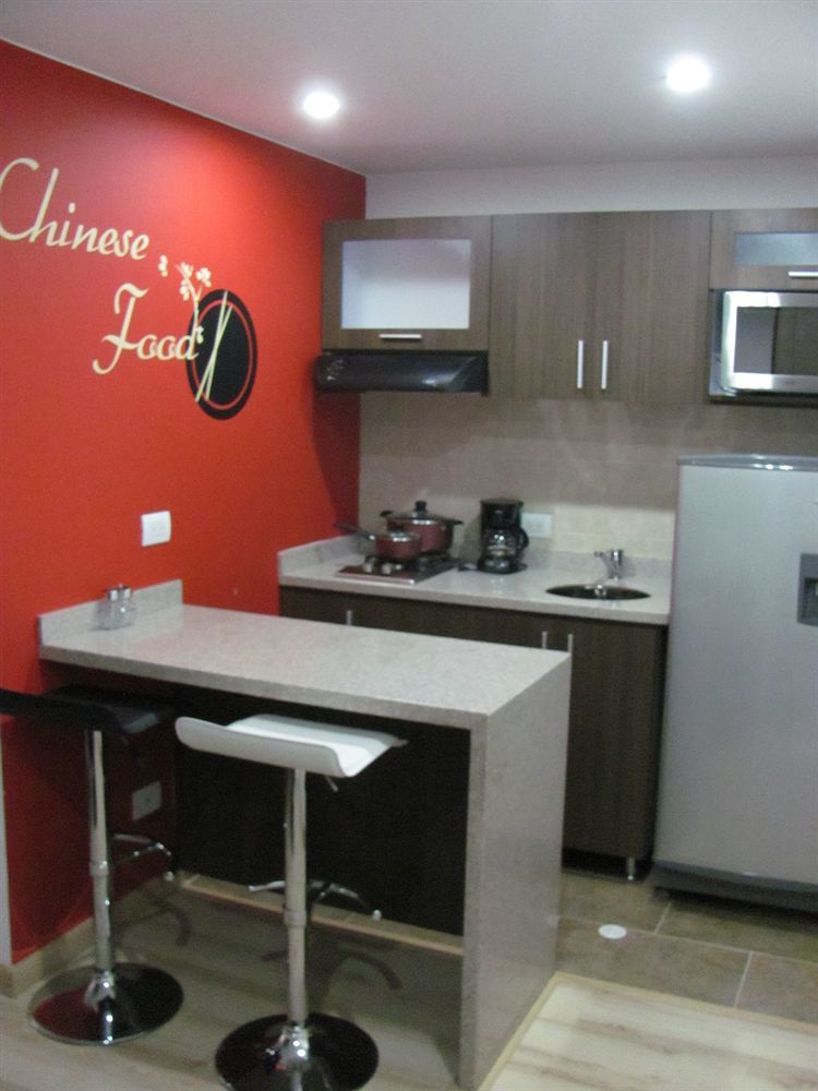 Hotel Regency La Feria 3*