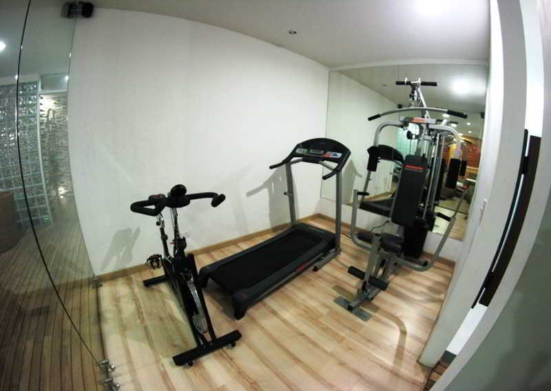 Regency La Feria Hotel 3*