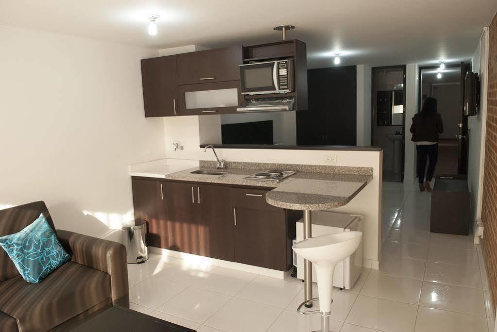 Baron V Apartahotel *