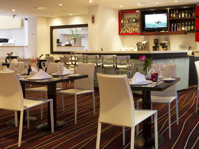 Hotel Avani Royal Zona T 4*