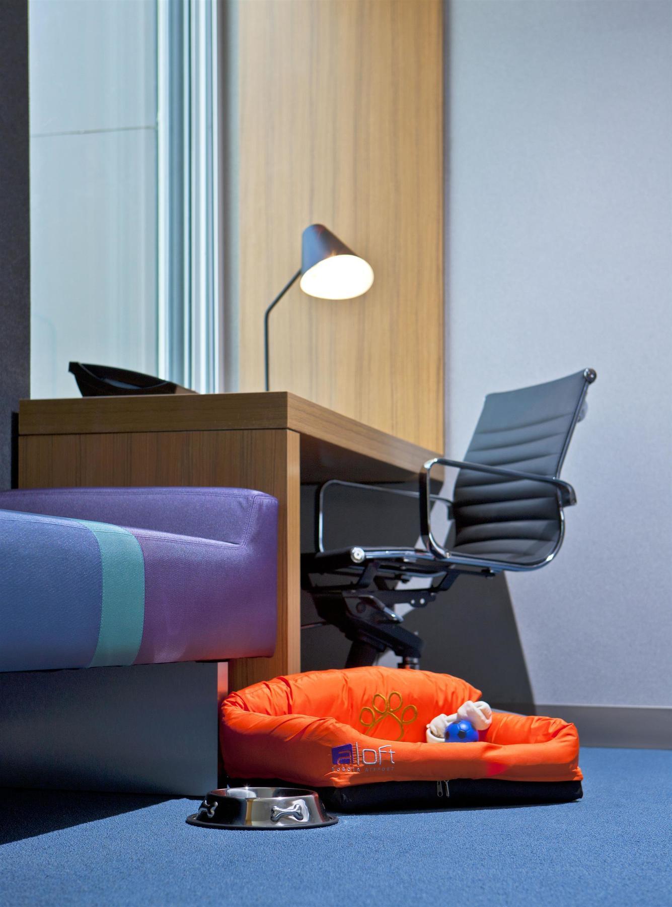 Aloft Airport 4* Bogota