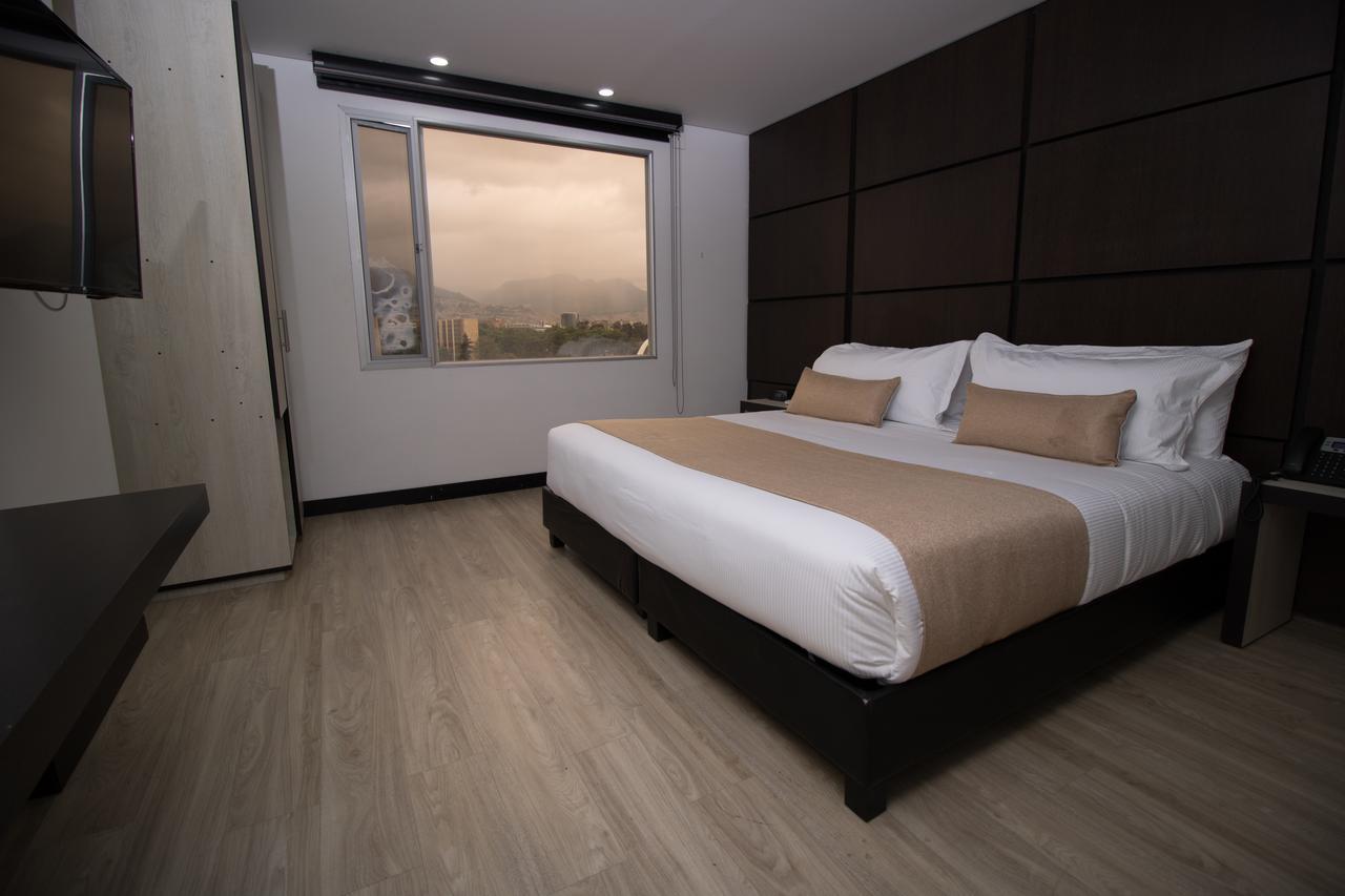 Hotel American Visa Tower 4*