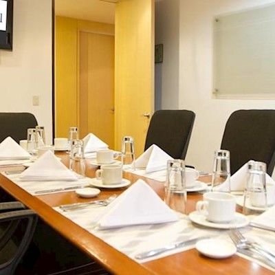 Hotel Avani Royal Zona T
