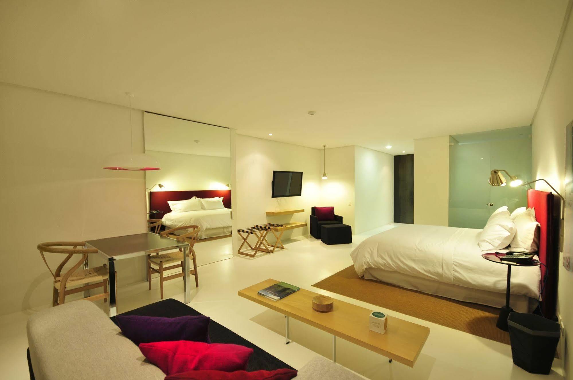 Bosque Alto Apartasuite Aparthotel Bogota
