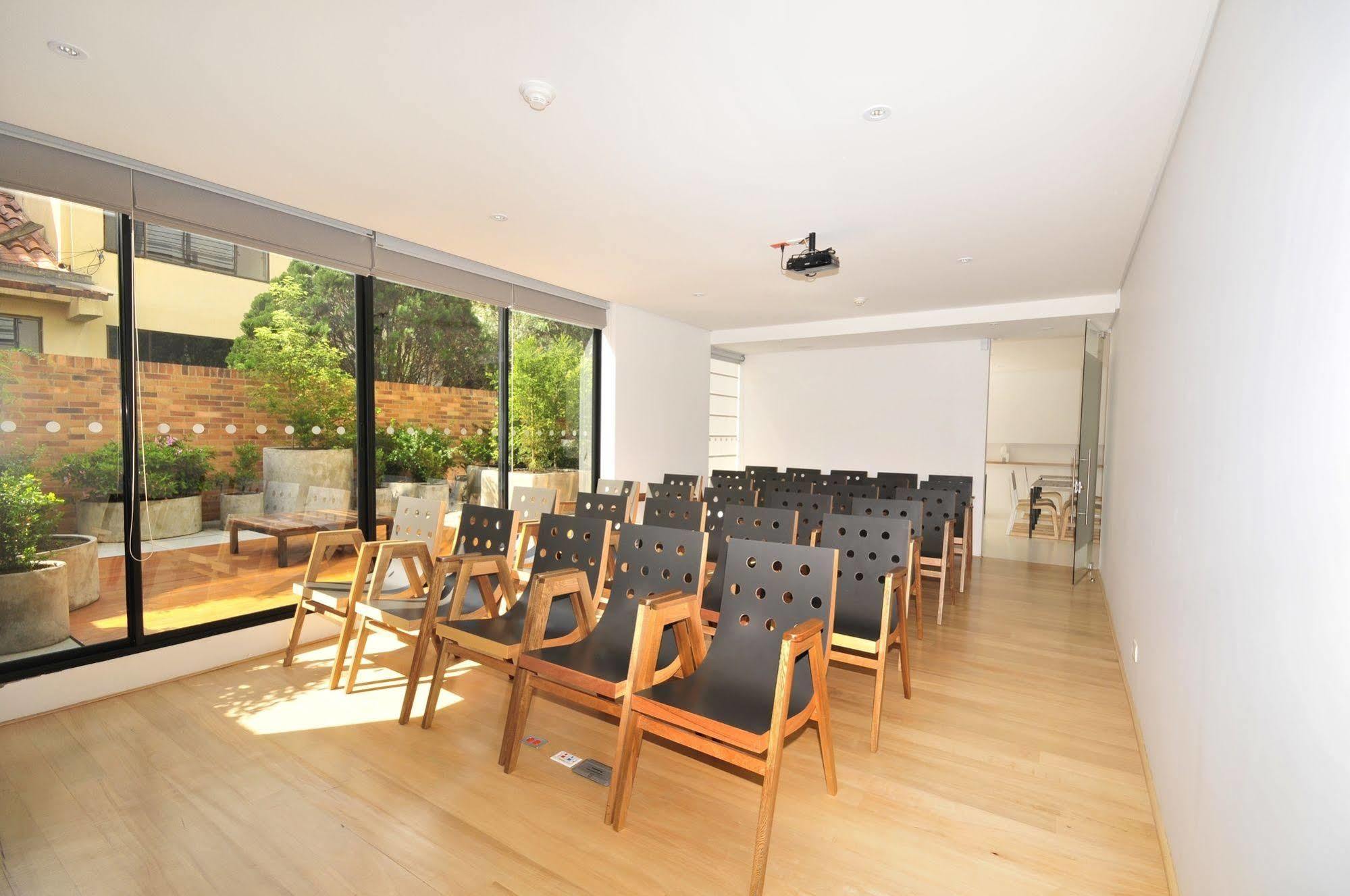 Aparthotel Bosque Alto Apartasuite Bogota