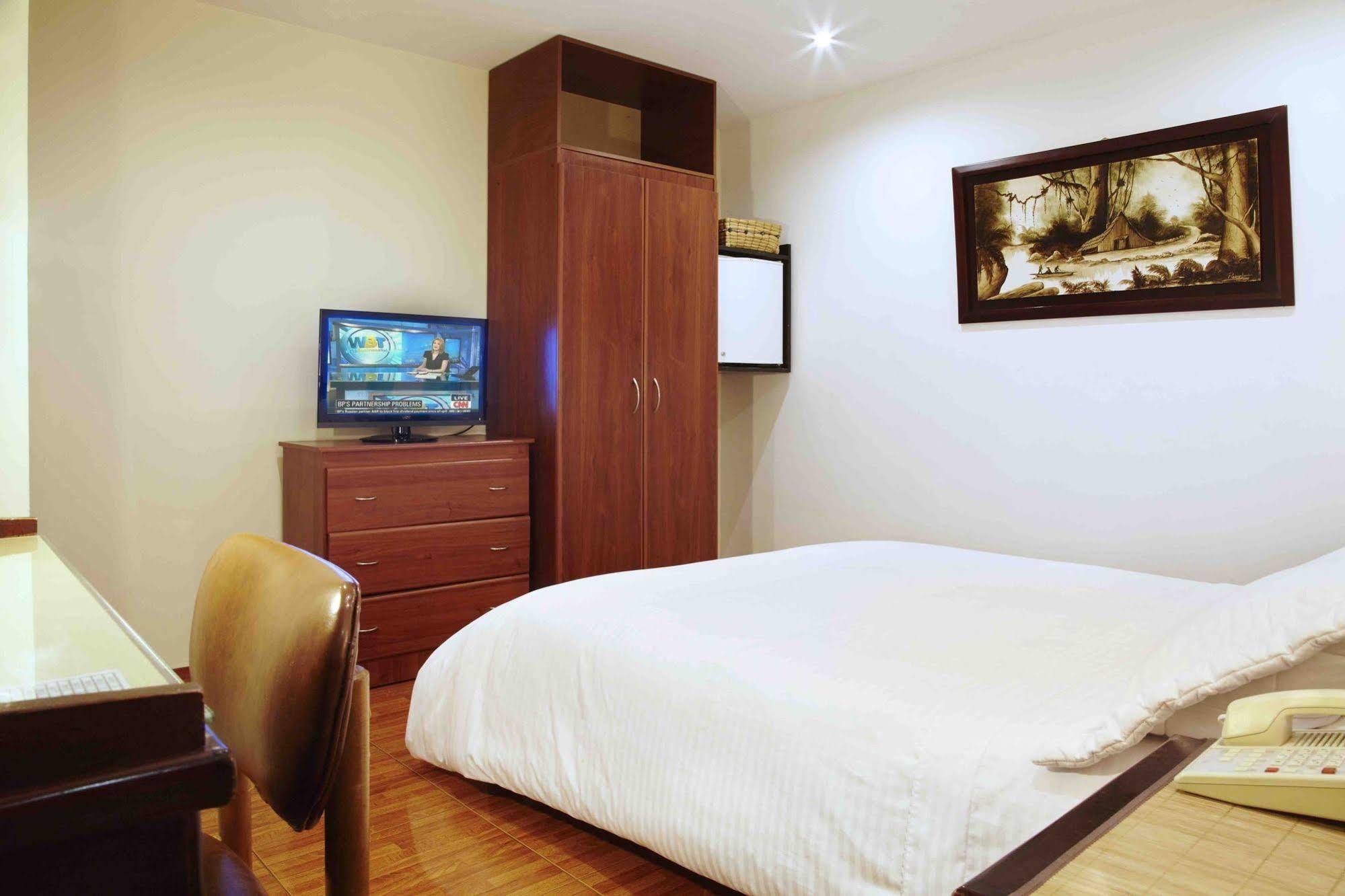 Charlies Place Bogota