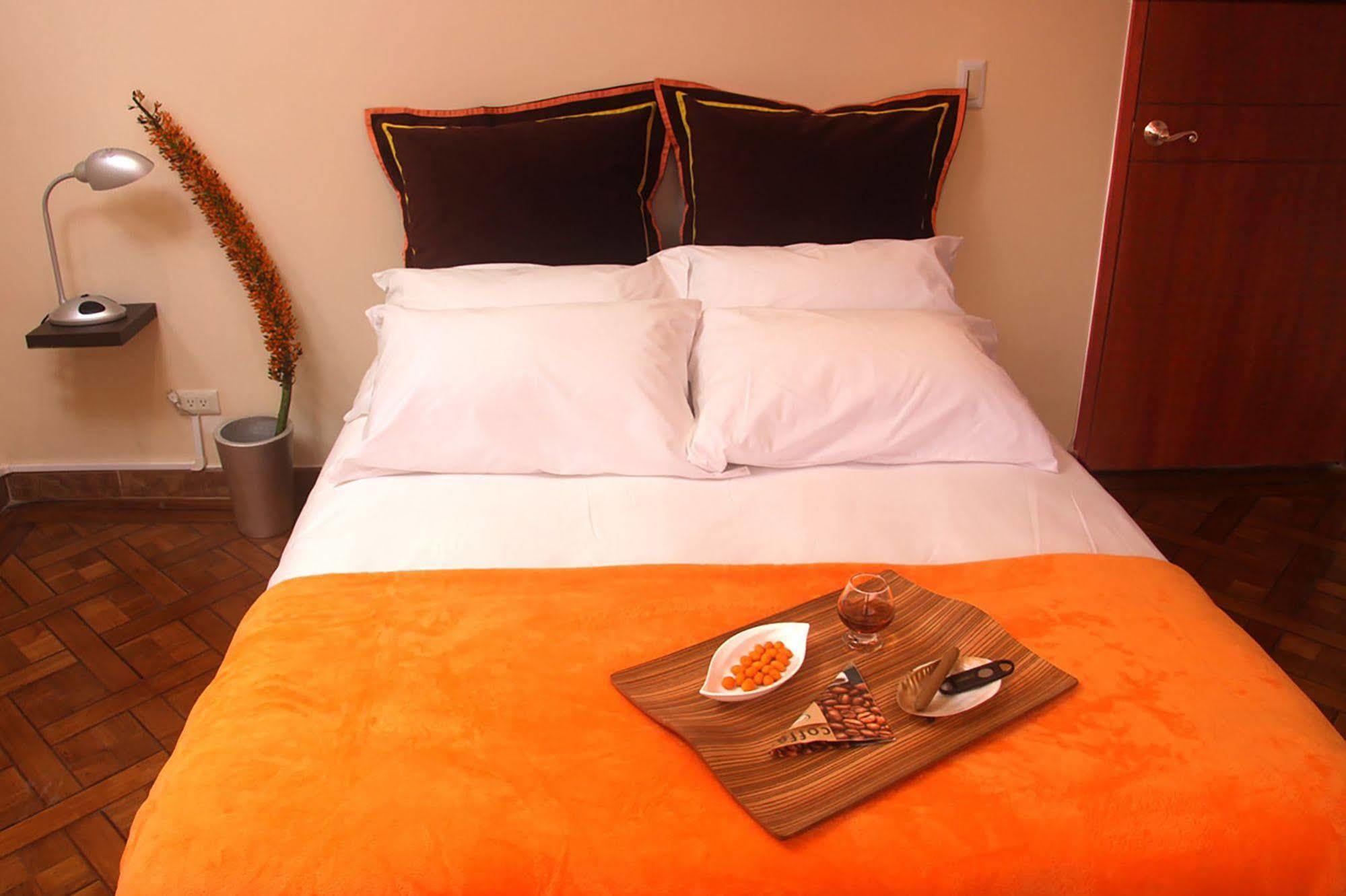 Hotel 6 Bogota