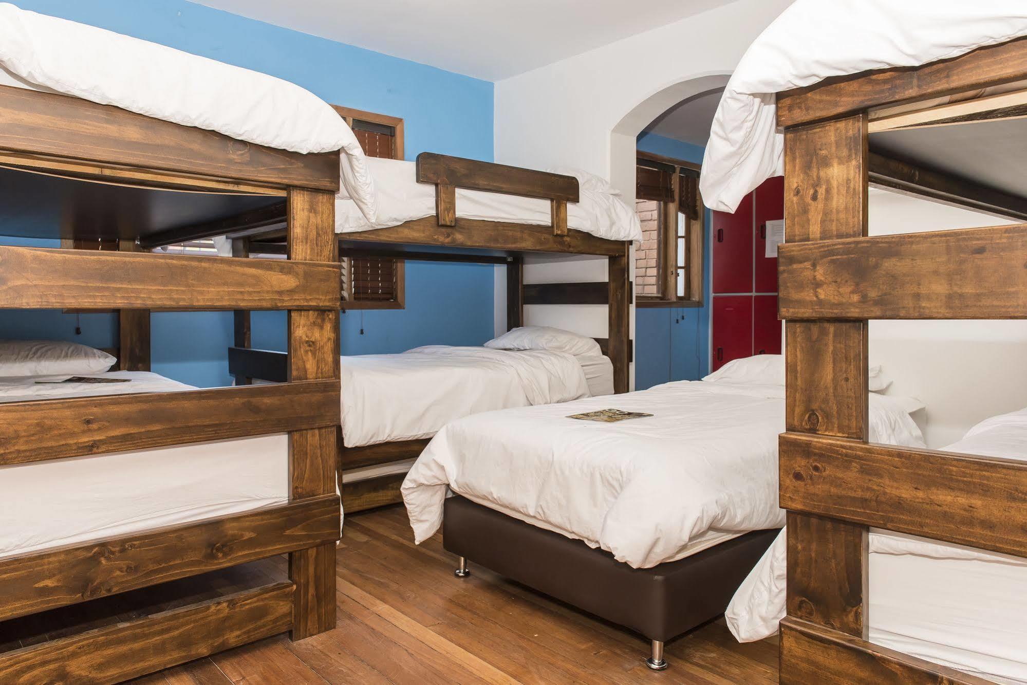 Guest house Mi Llave Hostels Bogota 2*