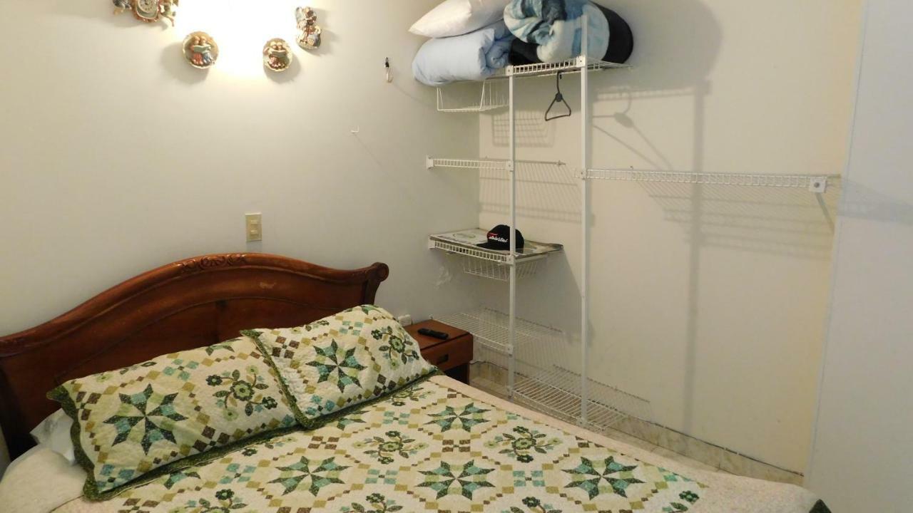Familiar La Alborada Bed & Breakfast Bogota