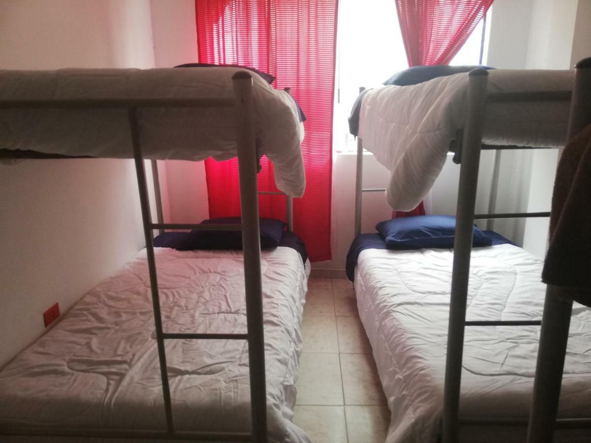 Hostel Gloria *