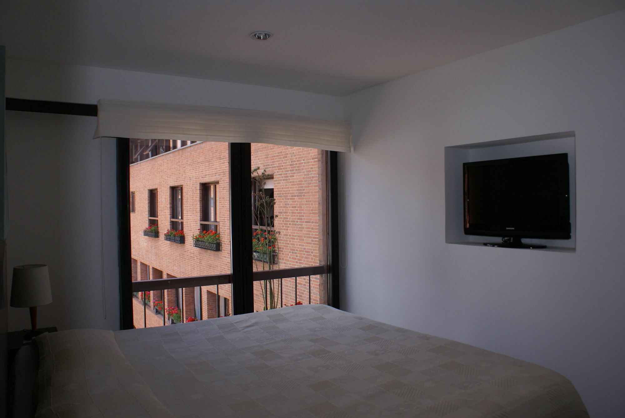 Cora 127 Plenitud Aparthotel Bogota