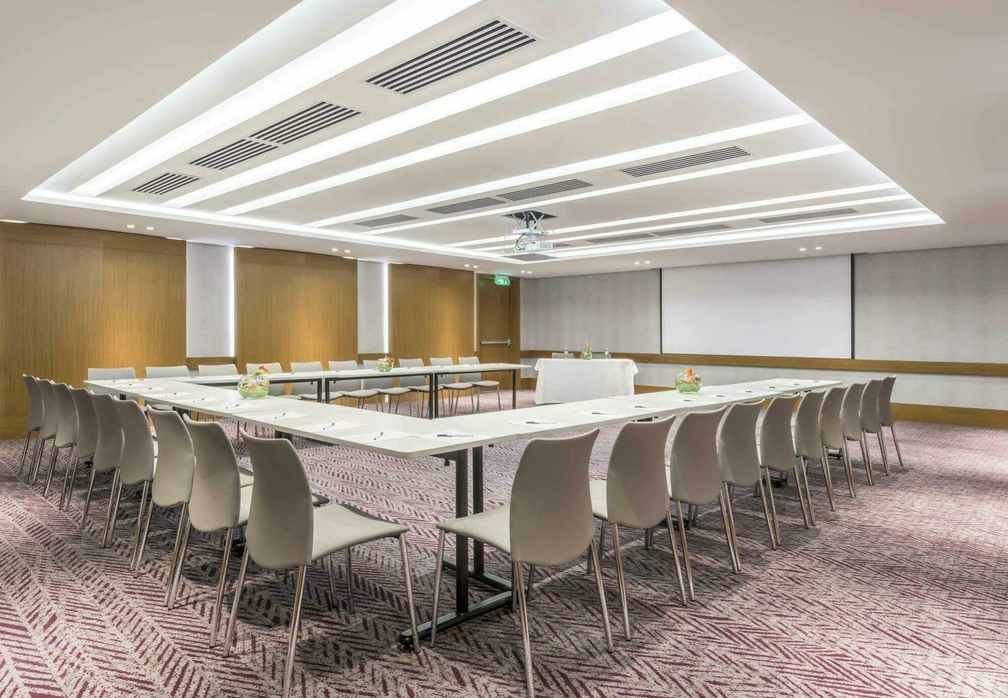Courtyard By Marriott Airport 4* Bogota