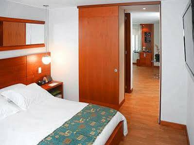 Hotel Avani Royal Zona T 4*