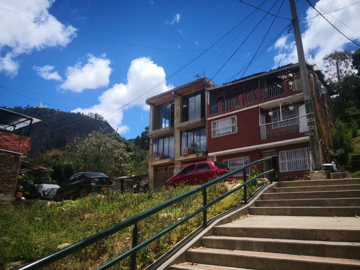 Hostel Gloria *