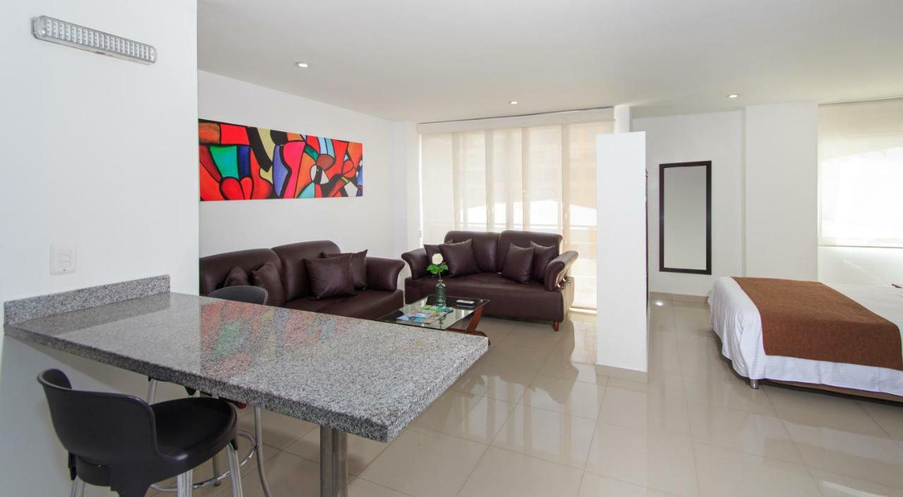122 Plaza Aparthotel