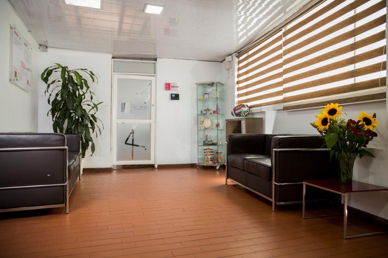 Deportel Hostel *