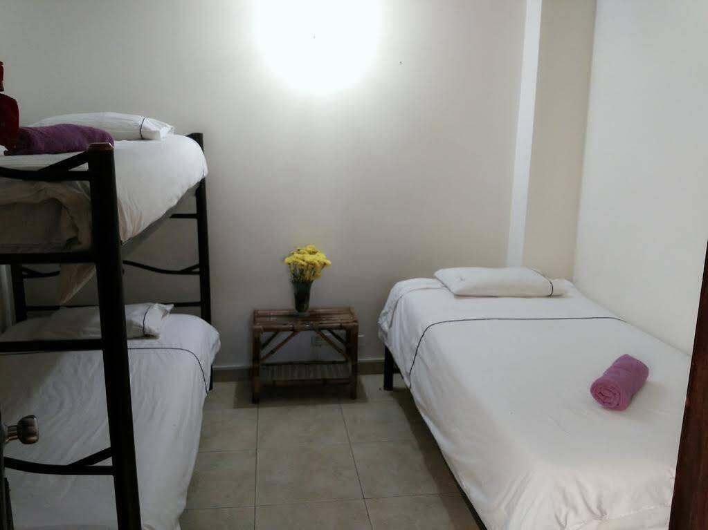 Destino Nomada Hostel *