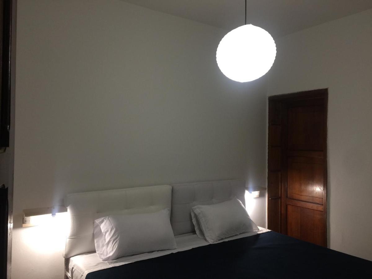 Agora Palermo Hostel *